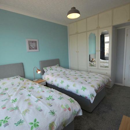 Belle'S Bungalow Villa Cleveleys Exterior photo